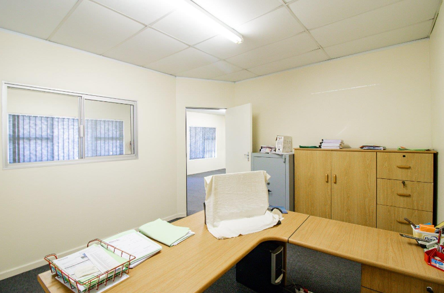 Commercial Property for Sale in Southernwood Eastern Cape